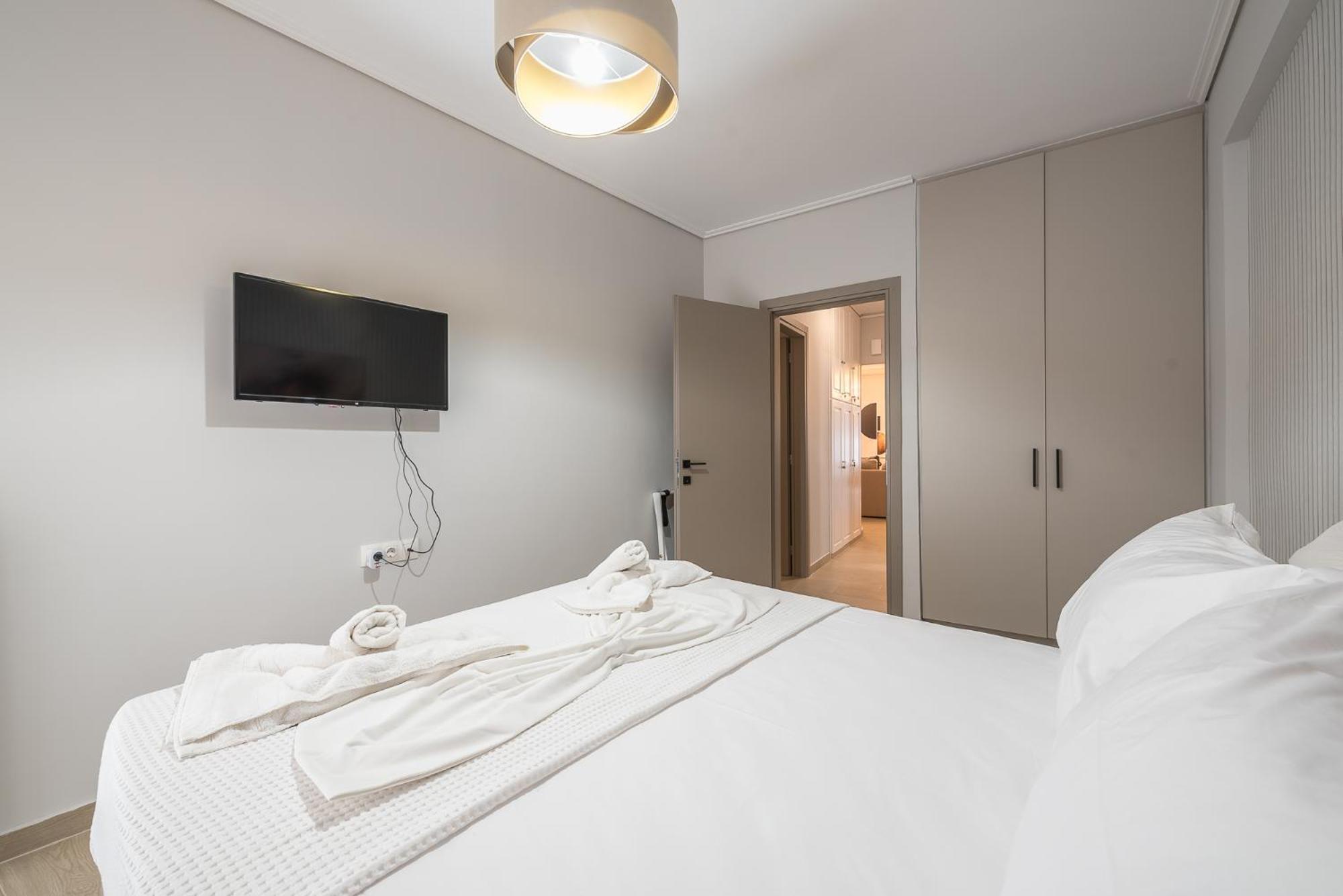 Apartment Chic 2br With Balcony *