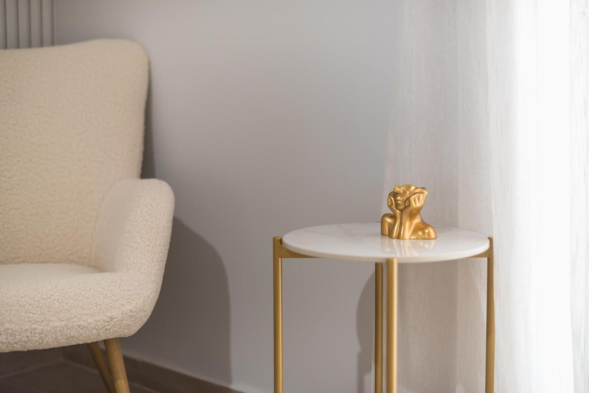Chic 2br With Balcony Athen