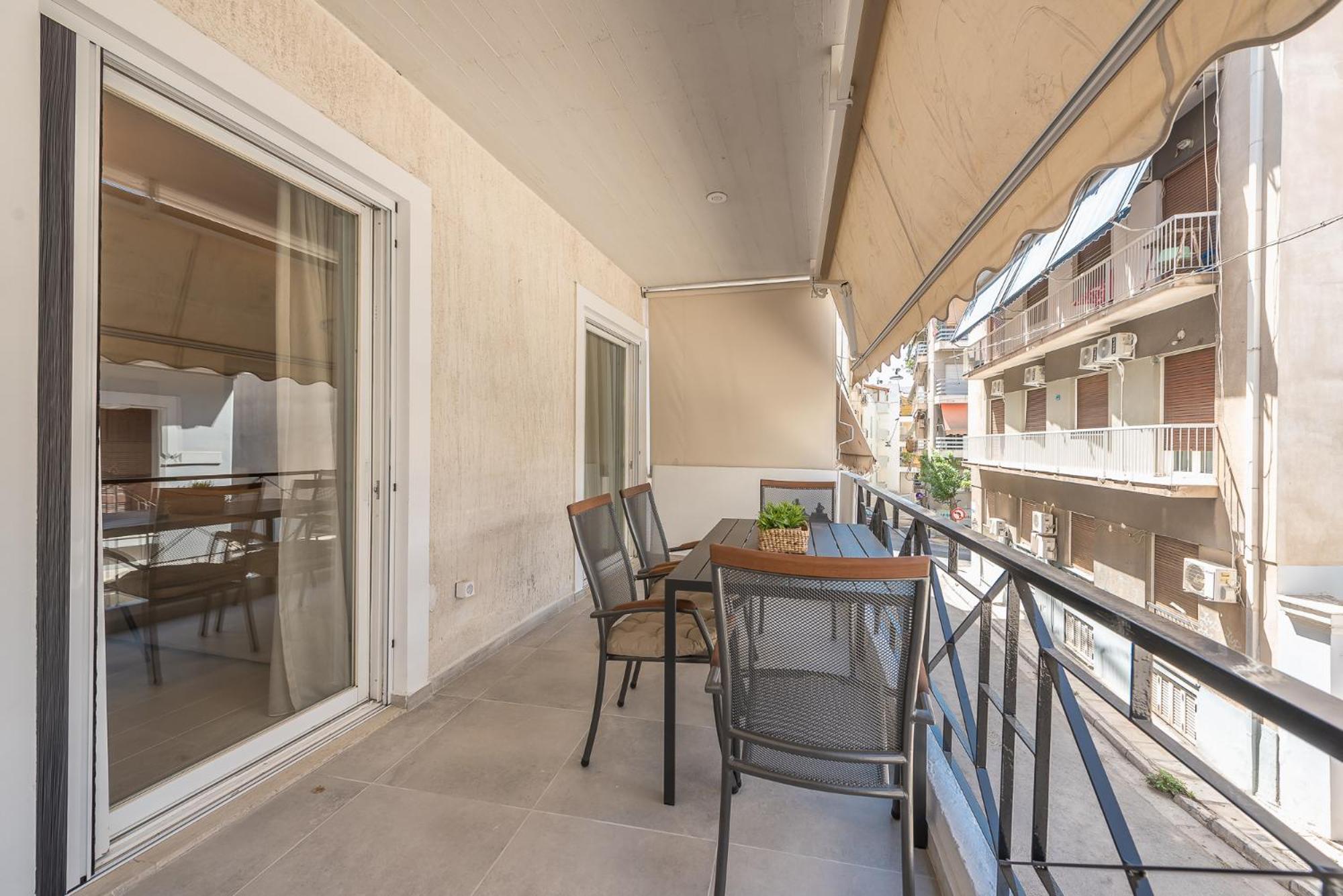 Chic 2br With Balcony * Athen